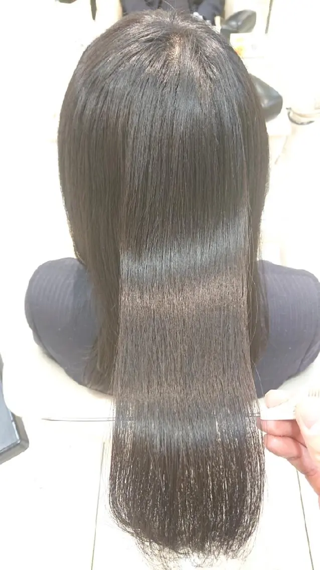 セミロング 縮毛矯正 トリートメント カット 縮毛矯正 トリートメント 高橋 佑のヘアスタイル