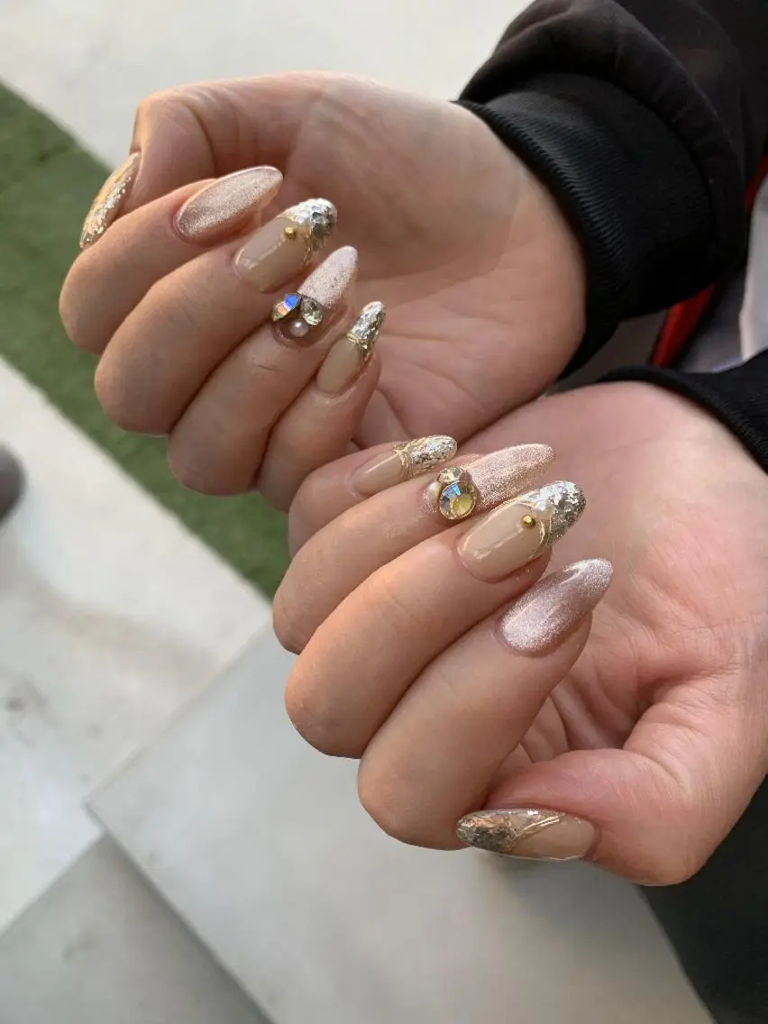 ネイル TASH nailのネイルデザイン