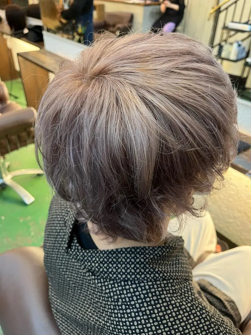 カラー メンズ ヘアカラー トリートメント ヘアセット ♱地雷カラー♱ウルフ ♱ 藍衣 ♱のヘアスタイル