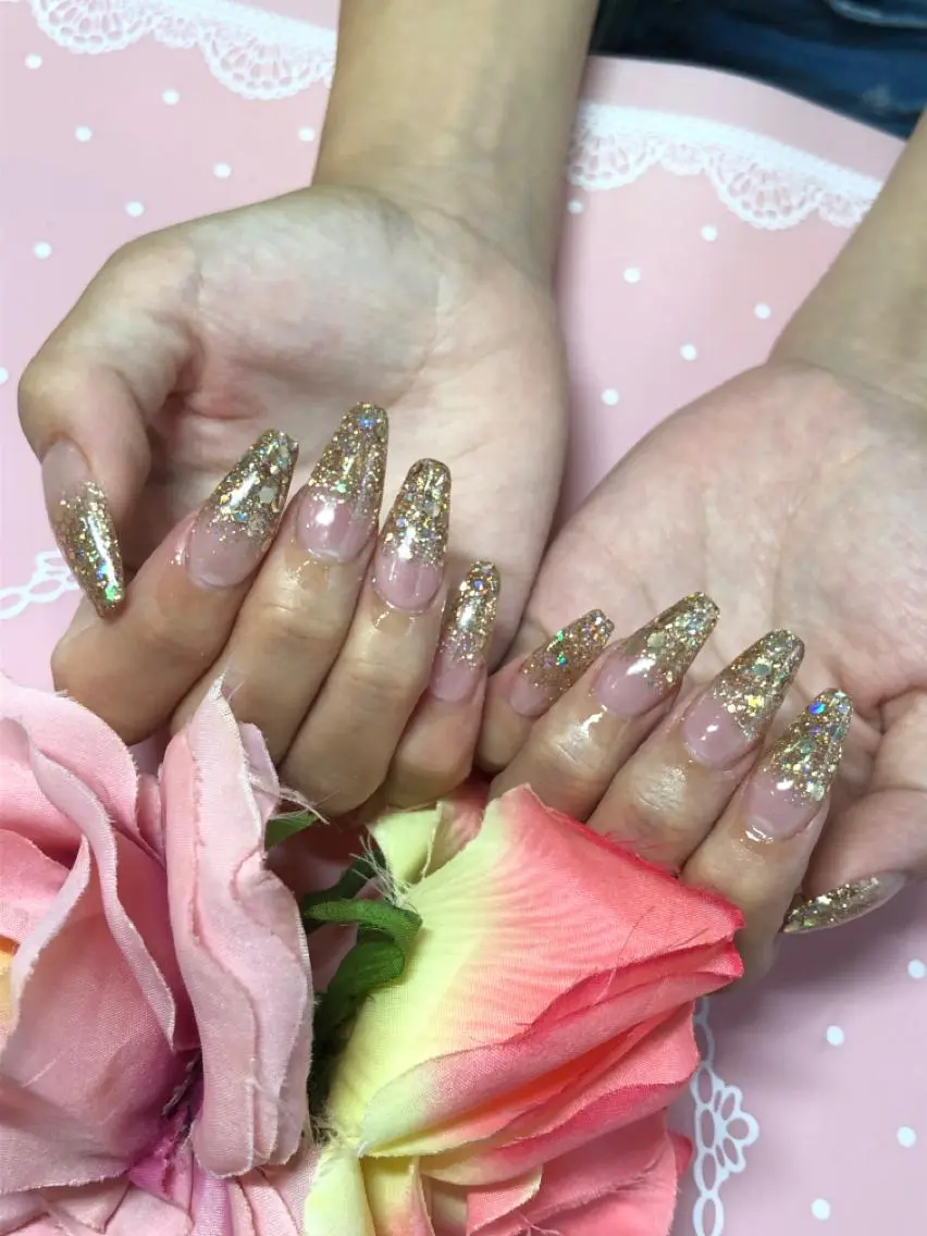 ミディアム ネイル ハンドネイル 《LB》ラブリエ Nail&eyeのマツエク・マツパデザイン