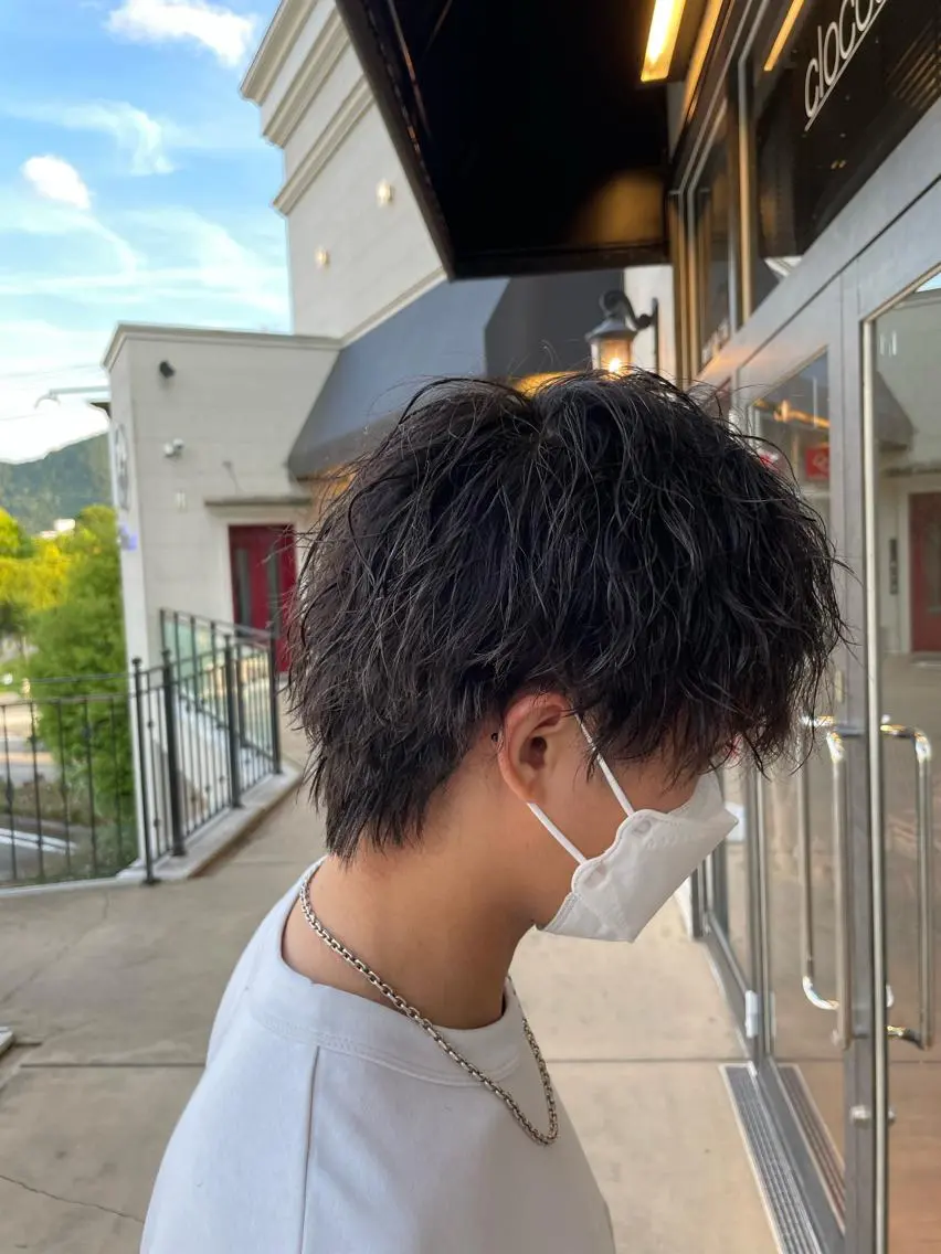 パーマ メンズ メンズパーマ メンズウルフカット ウルフカット カット パーマ 鵜飼 真伍のヘアスタイル