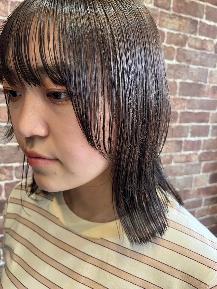 セミロング カラー パーマ ヘアアレンジ メンズ キッズ ネイル マツエク・マツパ アイブロウ メンズブリーチ メンズハイライト メンズインナーカラー メンズ韓国風 ブリーチ 久木原 ゆりのヘアスタイル