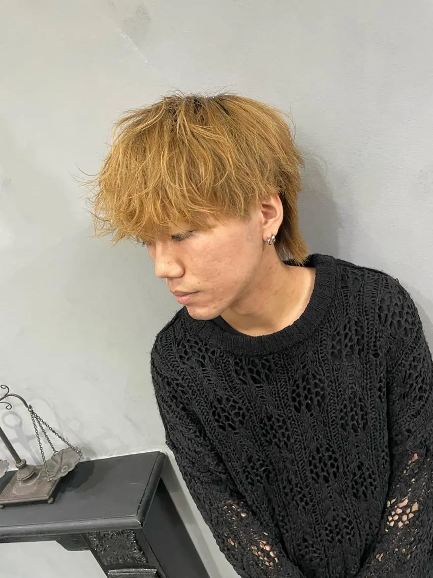 ショート カラー パーマ メンズ マッシュウルフ マッシュ メンズウルフカット くびれヘア ウルフカット カット メンズカット✂️ パーマ寺西優真のヘアスタイル