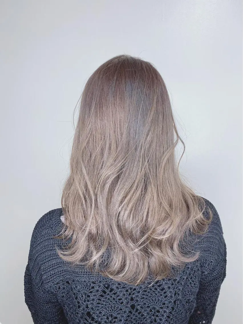カラー 伊藤 舜斗のヘアスタイル