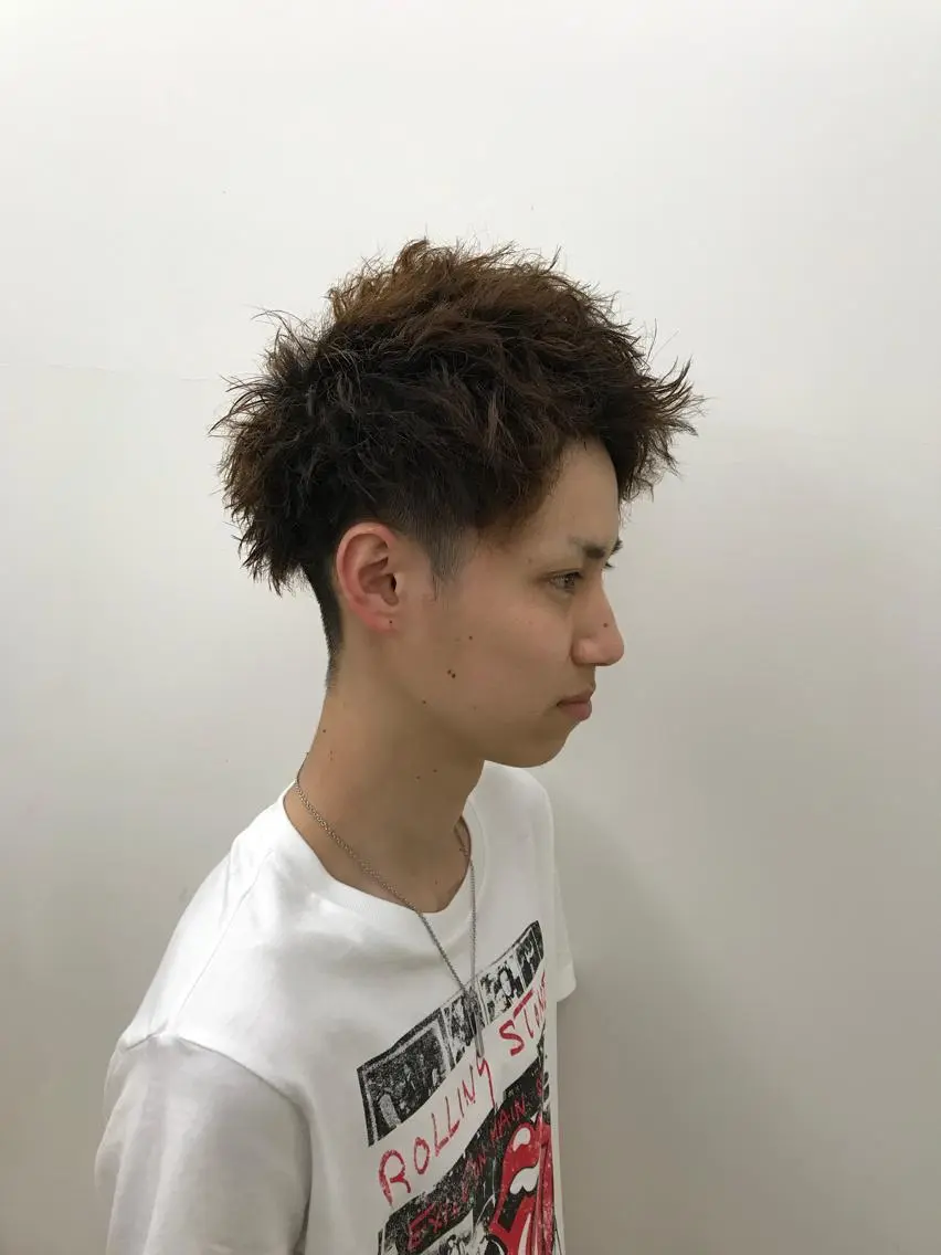 ショート パーマ メンズ ブリーチカラー/ 岩破瑞希のヘアスタイル