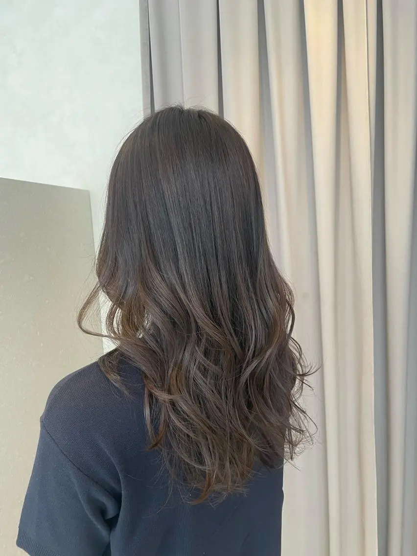 ロング 【お悩み解決のプロ】 ハヤシタクミのヘアスタイル