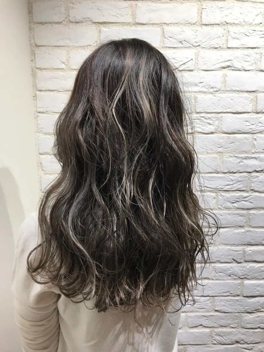 ロング カラー ハイライトカラー ハイライト Neale.♡ ROLA京橋のマツエク・マツパデザイン