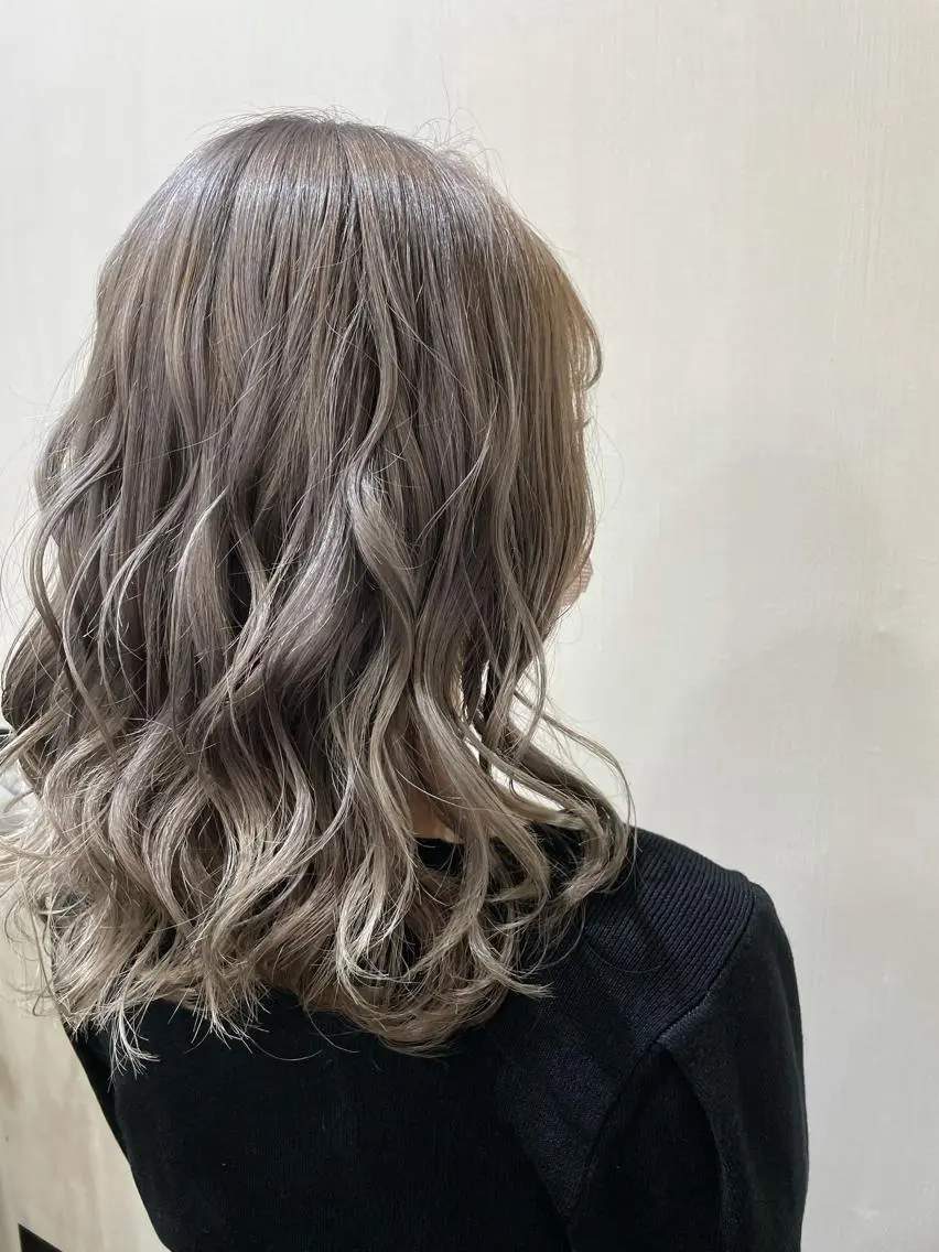 セミロング ヘアカラー 名駅★シールエクステ ☆ブリーチ★加藤のヘアスタイル