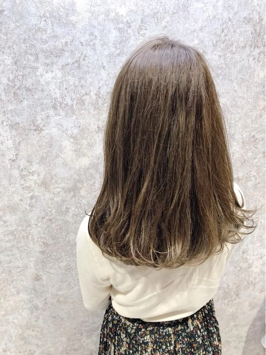 ミディアム カラー ベージュカラー 🫟Blanco🫟 Color&Careのヘアスタイル