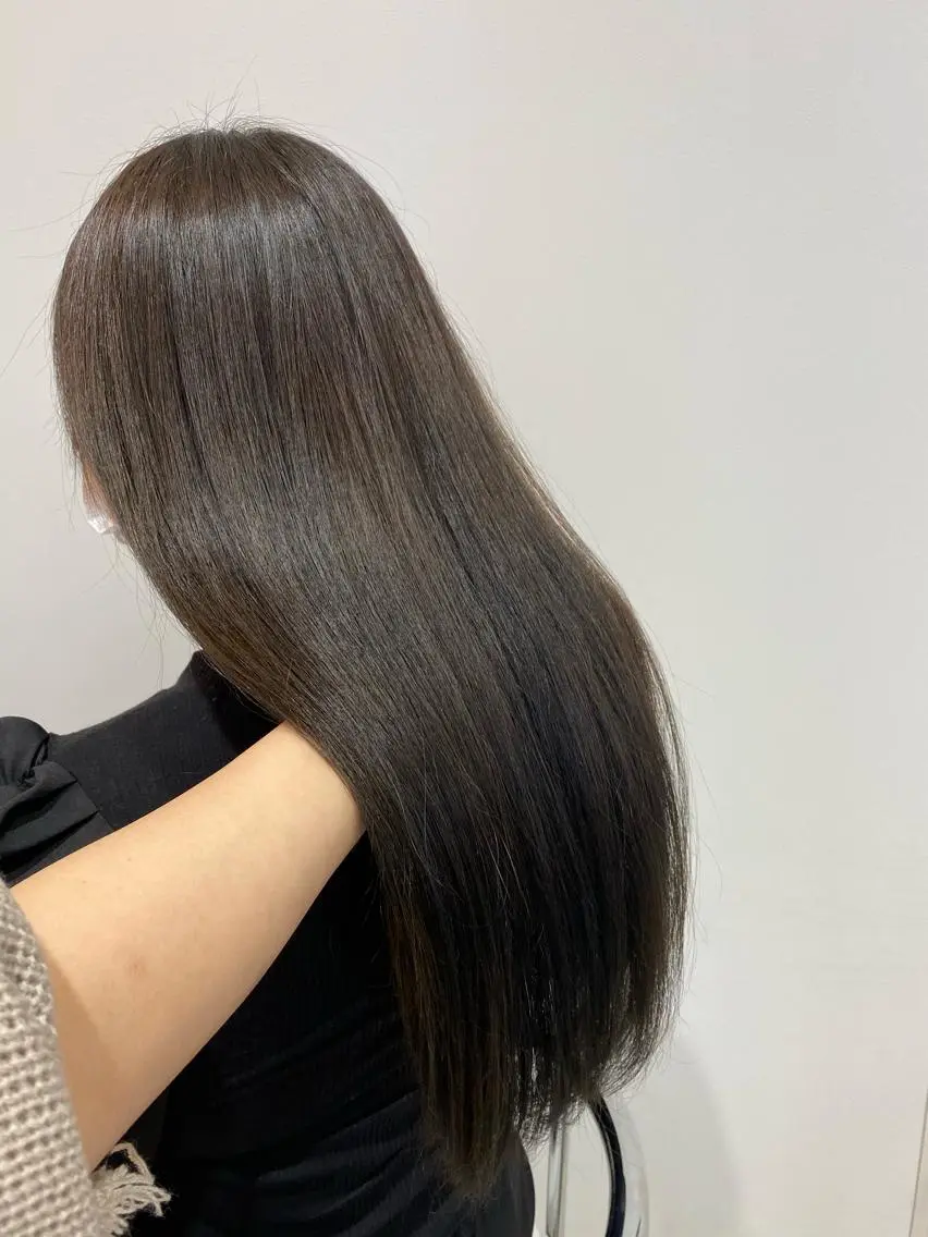 ロング カラー イルミナカラー トリートメント LaBless梅田 🎀坂本リオのヘアスタイル