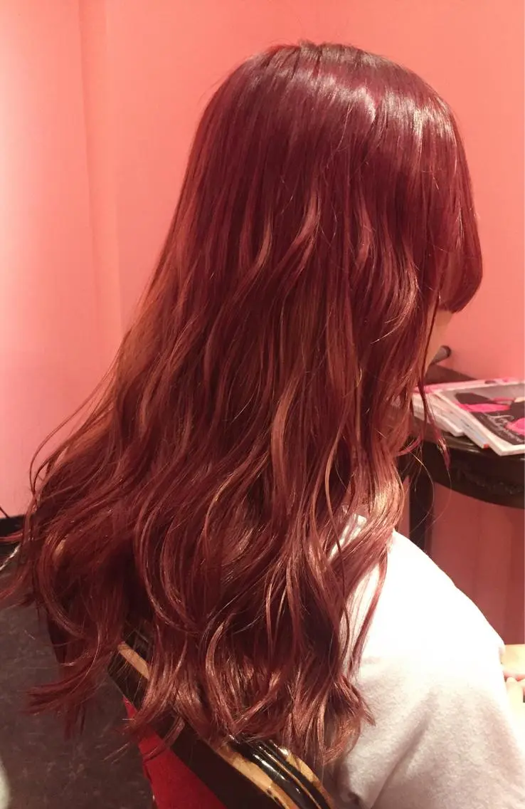 ロング カラー グラデーションカラー 櫻井 愛弓のヘアスタイル