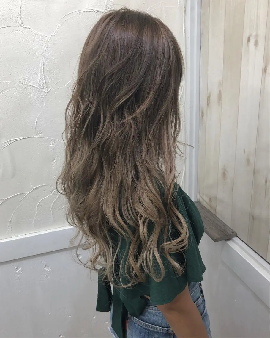 ロング エクステ Loob.TOKYO MIYA🌈のヘアスタイル