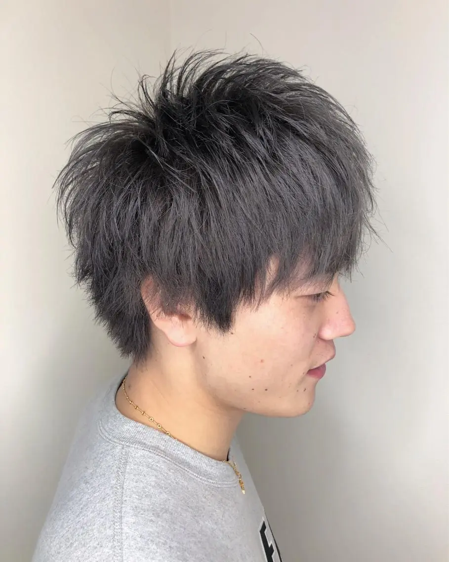 ショート カラー メンズ ダブルカラー グレージュ メンズヘア特化 崎田 成人のヘアスタイル