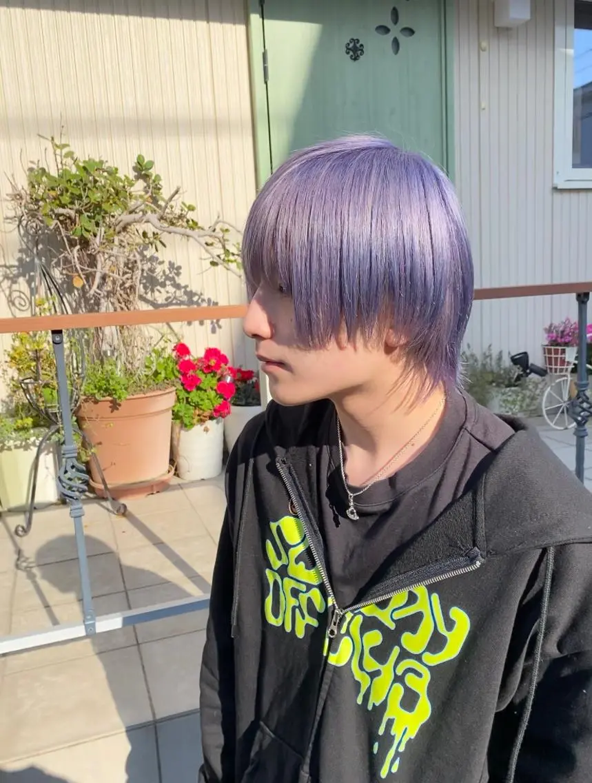 メンズ ヘアカラー ハイトーンカラー🌈 メンズパーマ鈴木康平のヘアスタイル