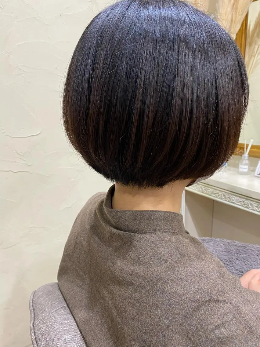 ショート ショートボブ 丸みショート ボブ ショートヘア 東田 恋のヘアスタイル
