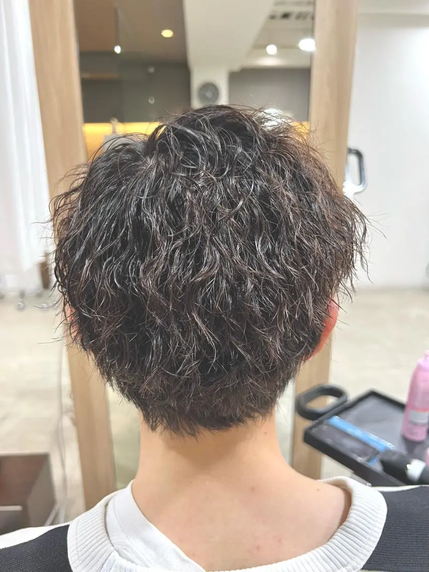 パーマ メンズ カット パーマ 心斎橋メンズサロン リベルテグリットのヘアスタイル