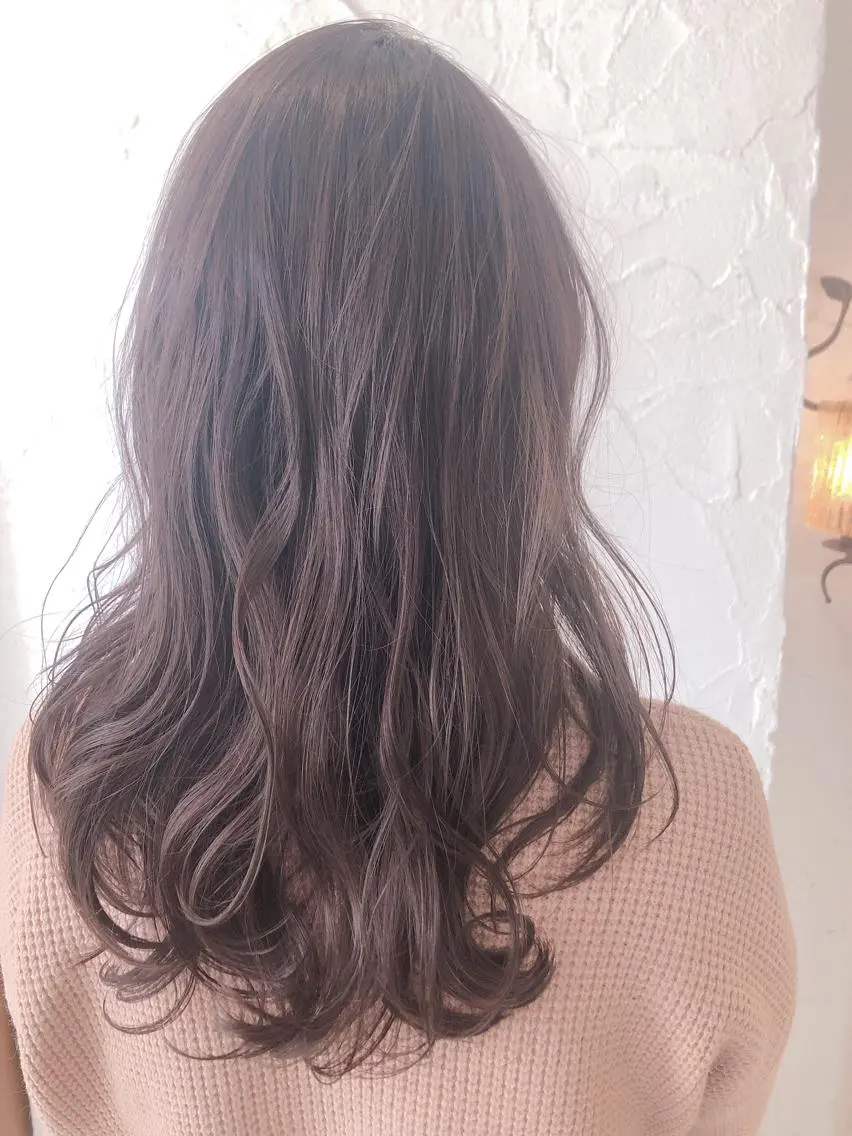 ロング カラー アッシュ ラベンダーカラー ラベンダーアッシュ tocca八王子 AYAKAのヘアスタイル
