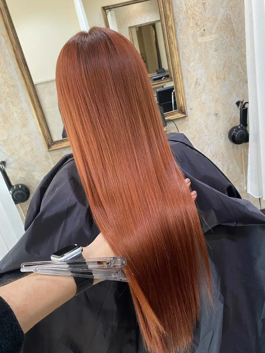 ロング カラー トリートメント Tsuyoki .のヘアスタイル