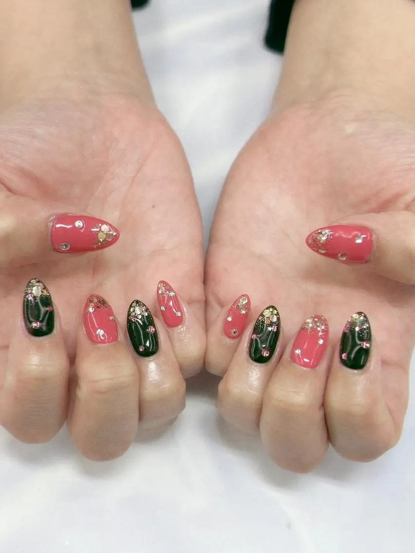 ネイル Nail salon Honey Beeのネイルデザイン