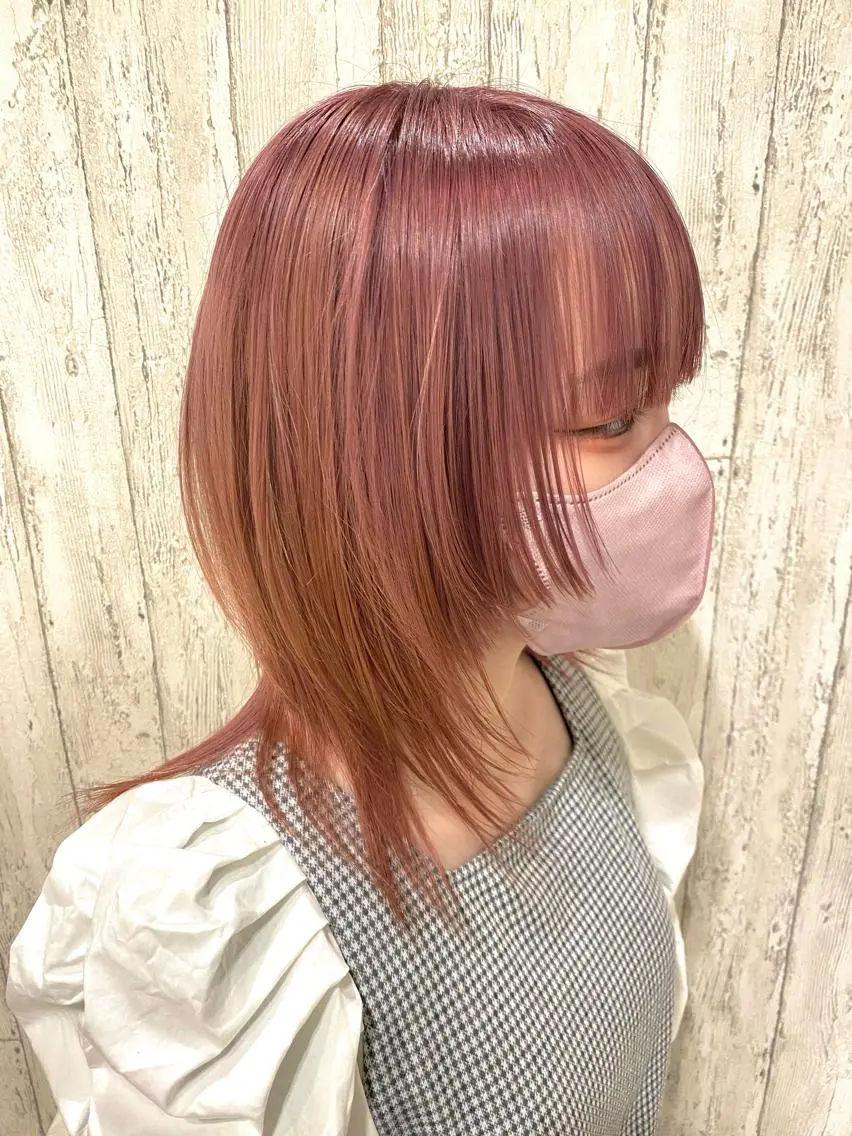ミディアム ウルフカット カット ヘアカラー トリートメント ⭐️⭐️縮毛矯正の スペシャリスト松本✨のヘアスタイル