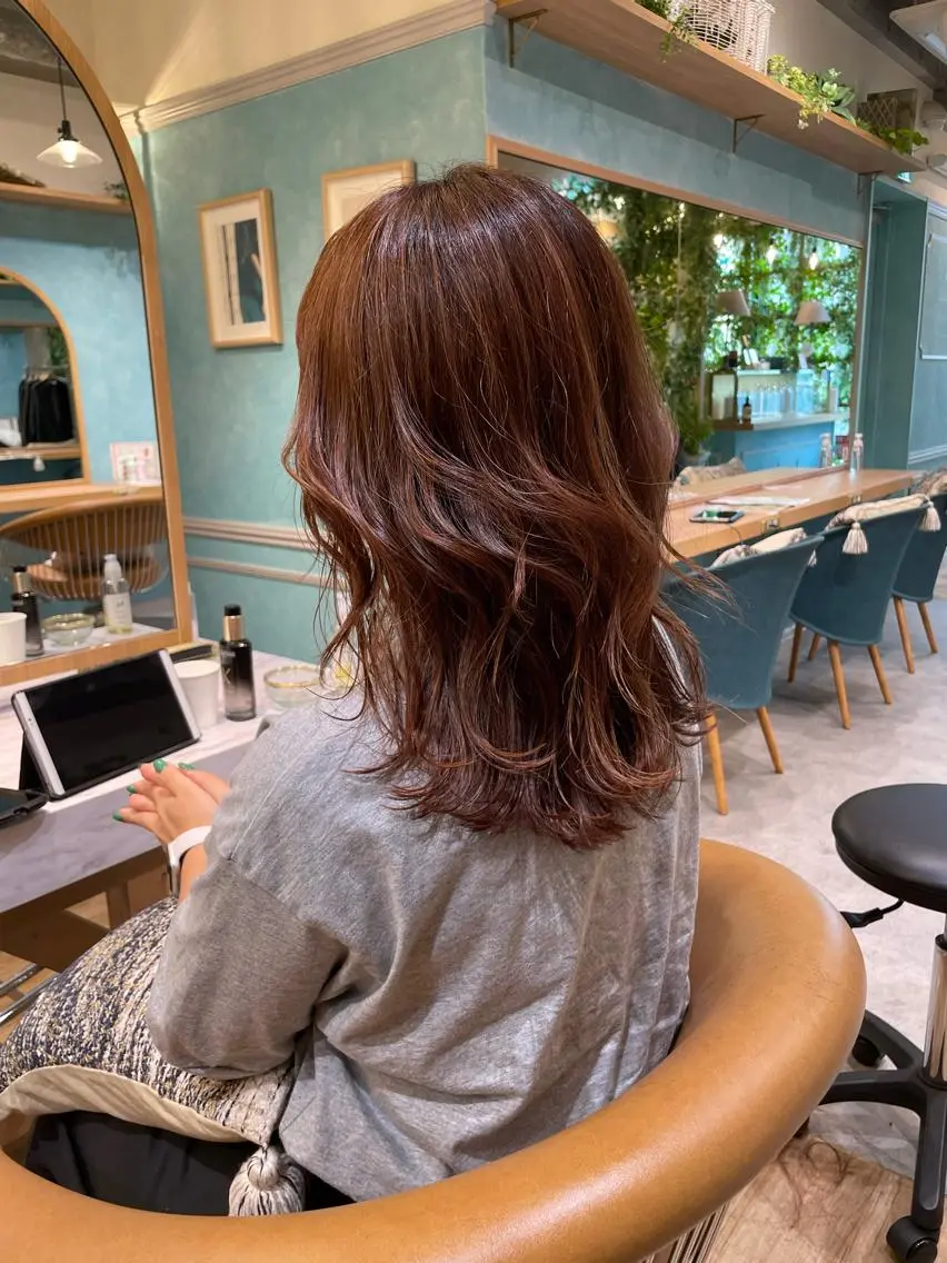 セミロング 縮毛矯正 髪質改善 韓国風レイヤー 吉田のヘアスタイル