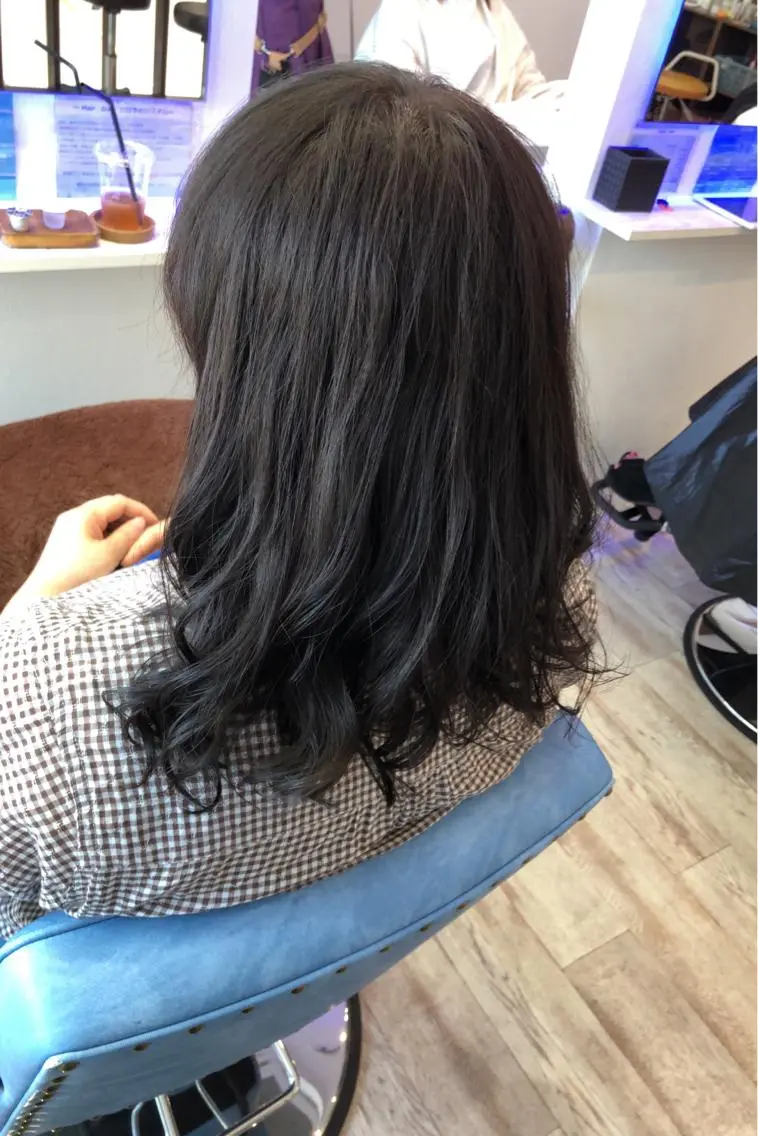 ミディアム カラー パーマ ミディアムパーマ デジタルパーマ 白井 つづりのヘアスタイル