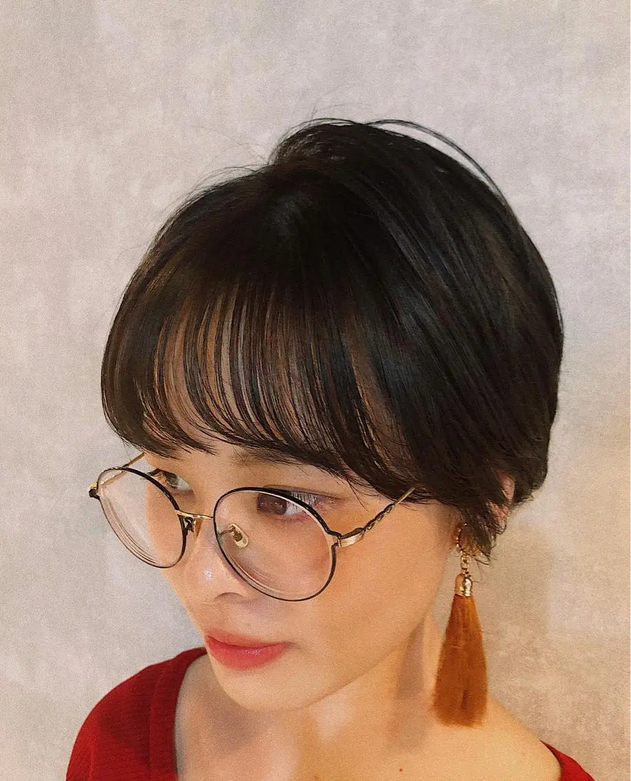 ショート レイヤーカット⭐︎ 韓国ヘア⭐︎YUKAのヘアスタイル