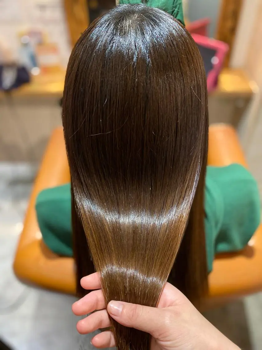 セミロング カラー 髪質改善×矯正🫧 韓国ヘアasamiのヘアスタイル