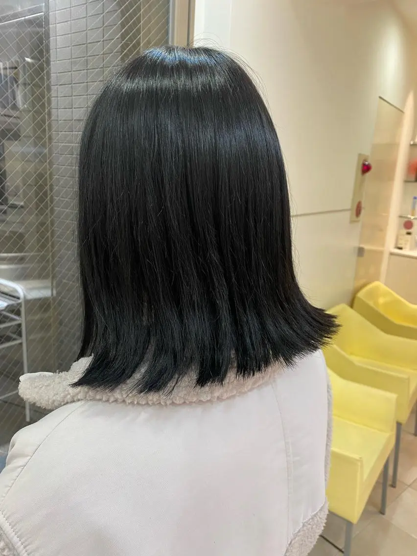 ミディアム カット ヘアカラー 透明感カラー💜艶髪 sayakaのヘアスタイル
