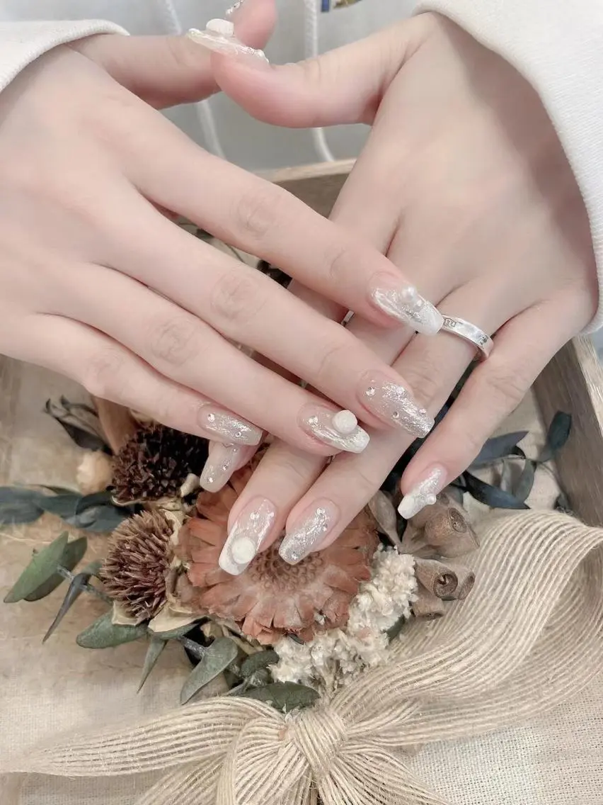 ネイル 春ネイル ホワイト babarla Nailのネイルデザイン