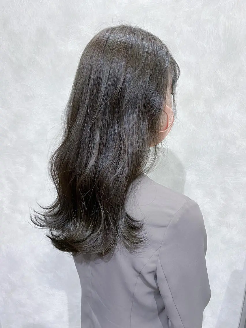 セミロング カラー ブリーチ ブリーチなしカラー オリーブカラー ヘアカラー トリートメント 丹羽 隼人/髪質改善 /韓国ヘア🇰🇷のヘアスタイル