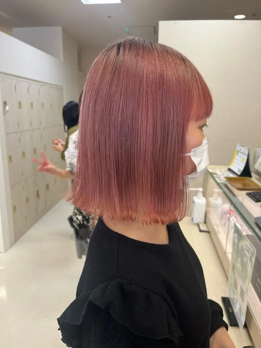 ショート カラー 暖色/ブリーチカラー 🎀 M i k uのヘアスタイル