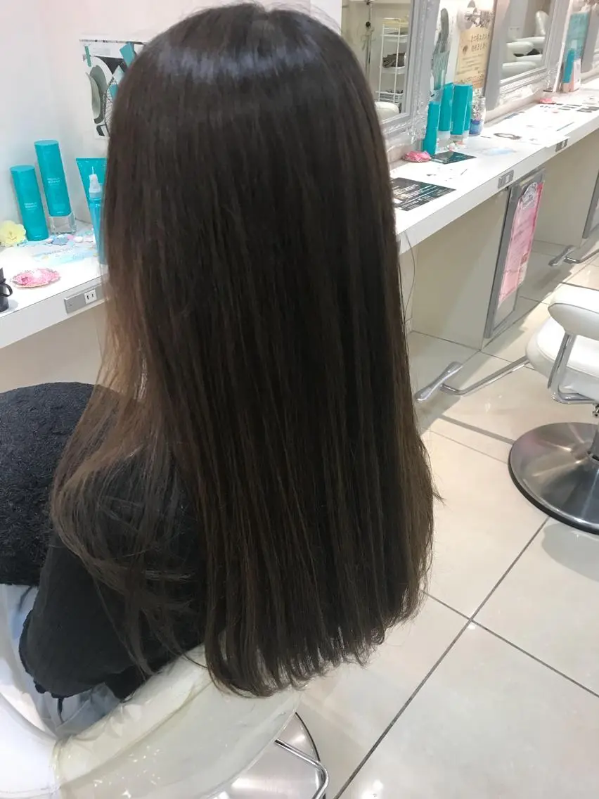 ミディアム デザインカラー茅ヶ崎 オオタ カズキのヘアスタイル