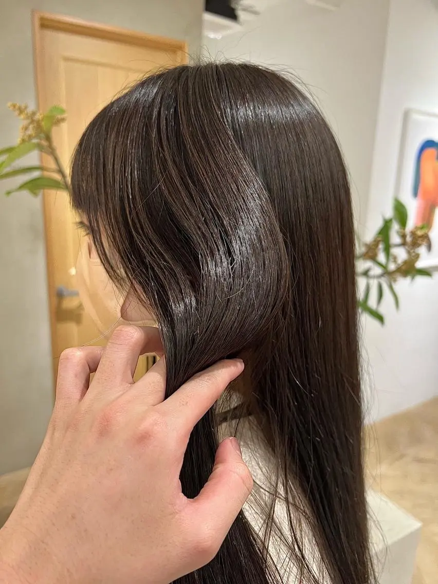 セミロング 似合わせレイヤー ＆縮毛矯正のヘアスタイル