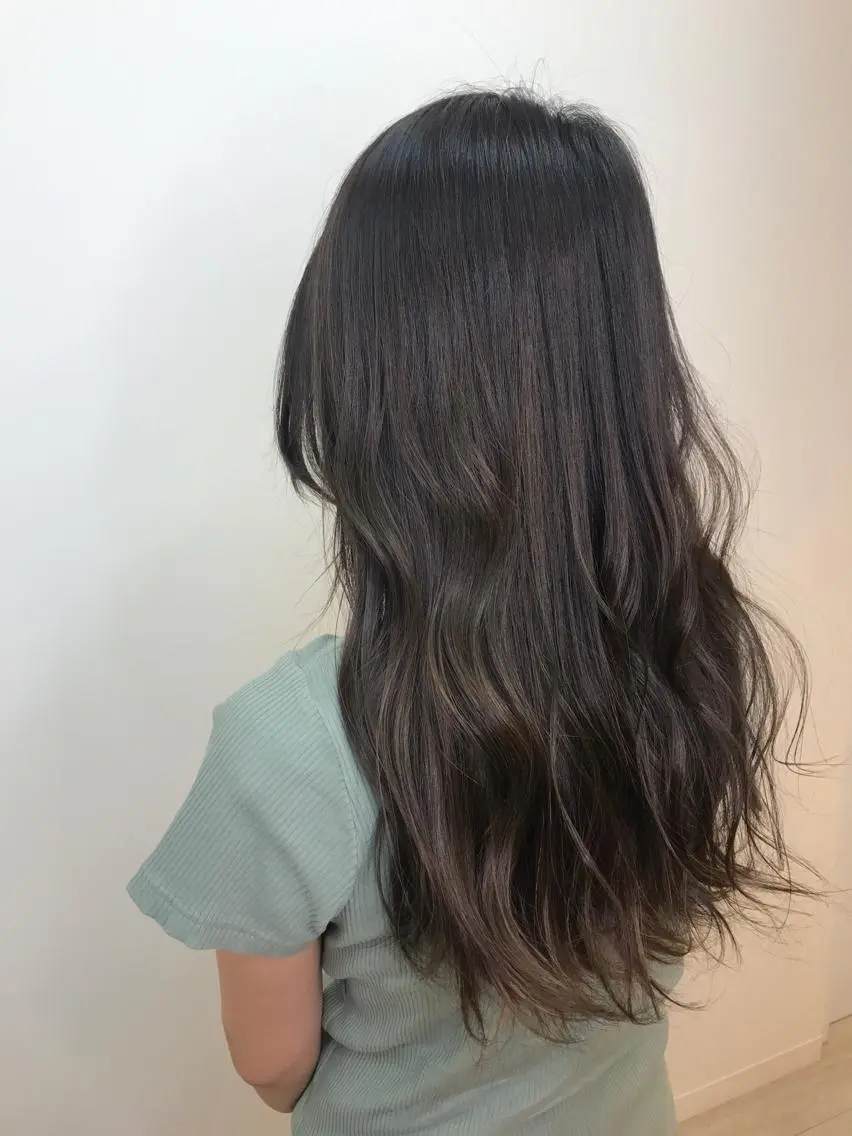 ロング カラー カット ヘアカラー 湯浅 了一のヘアスタイル