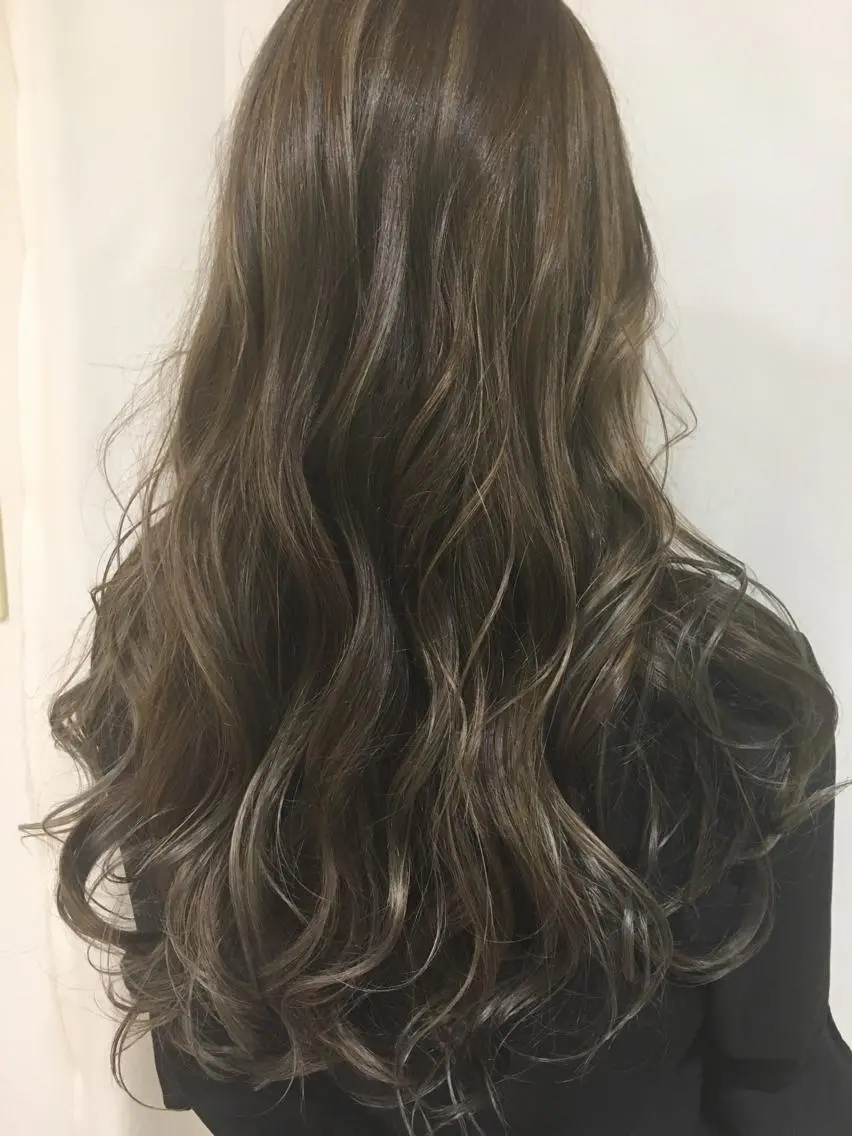 セミロング カラー ヘアアレンジ メンズ マツエク・マツパ メンズハイライト アッシュ ハイライトカラー ハイライト きむえり/髪質改善 /うねり広がり改善のヘアスタイル