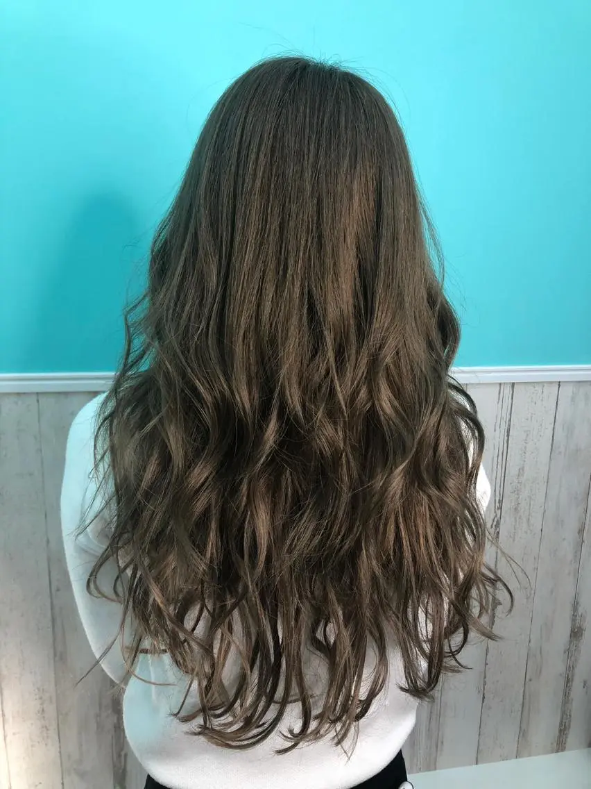ロング パーマ カット ヘアカラー パーマ 🐆アンドウ チカコ🦓のヘアスタイル