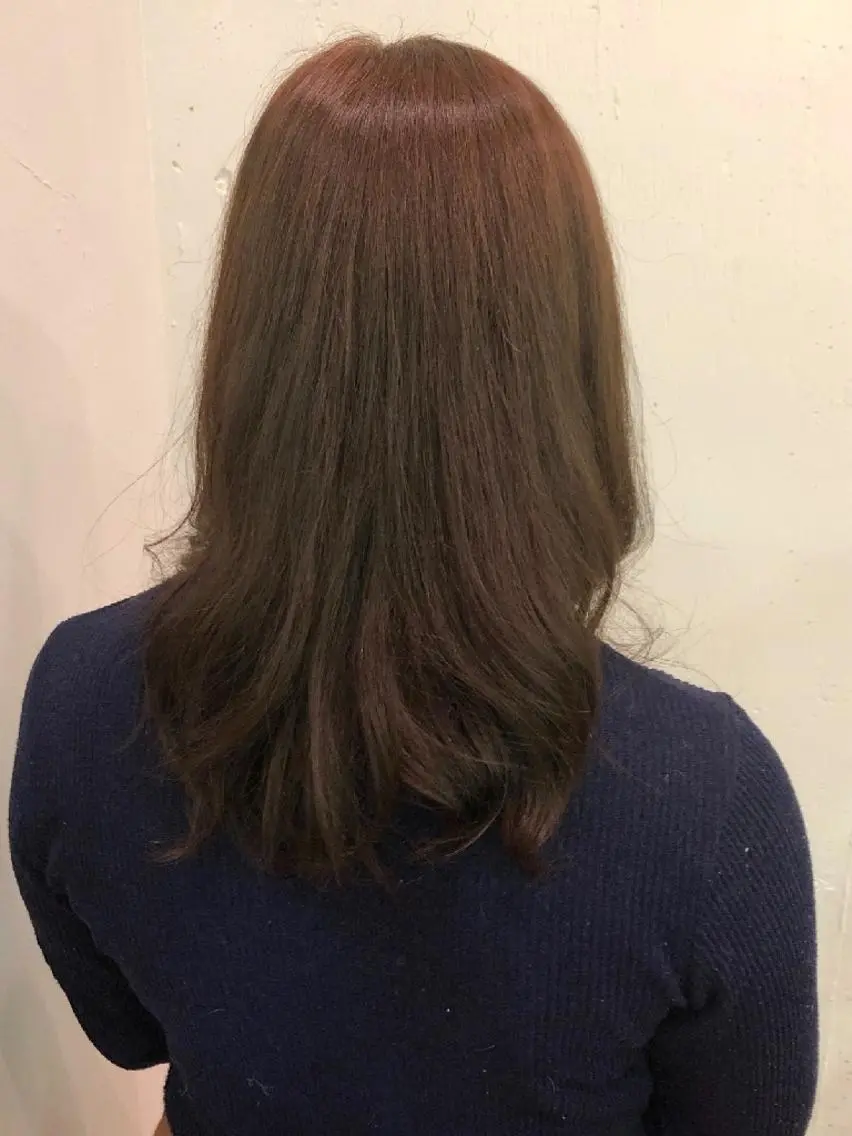 ミディアム カラー ベージュカラー オレンジ 山口 彩海のヘアスタイル