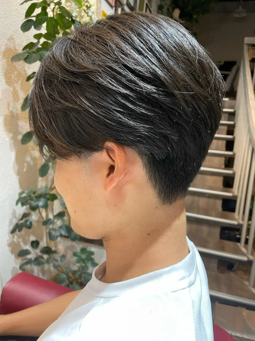 メンズ センターパート 佐藤 良祐のヘアスタイル