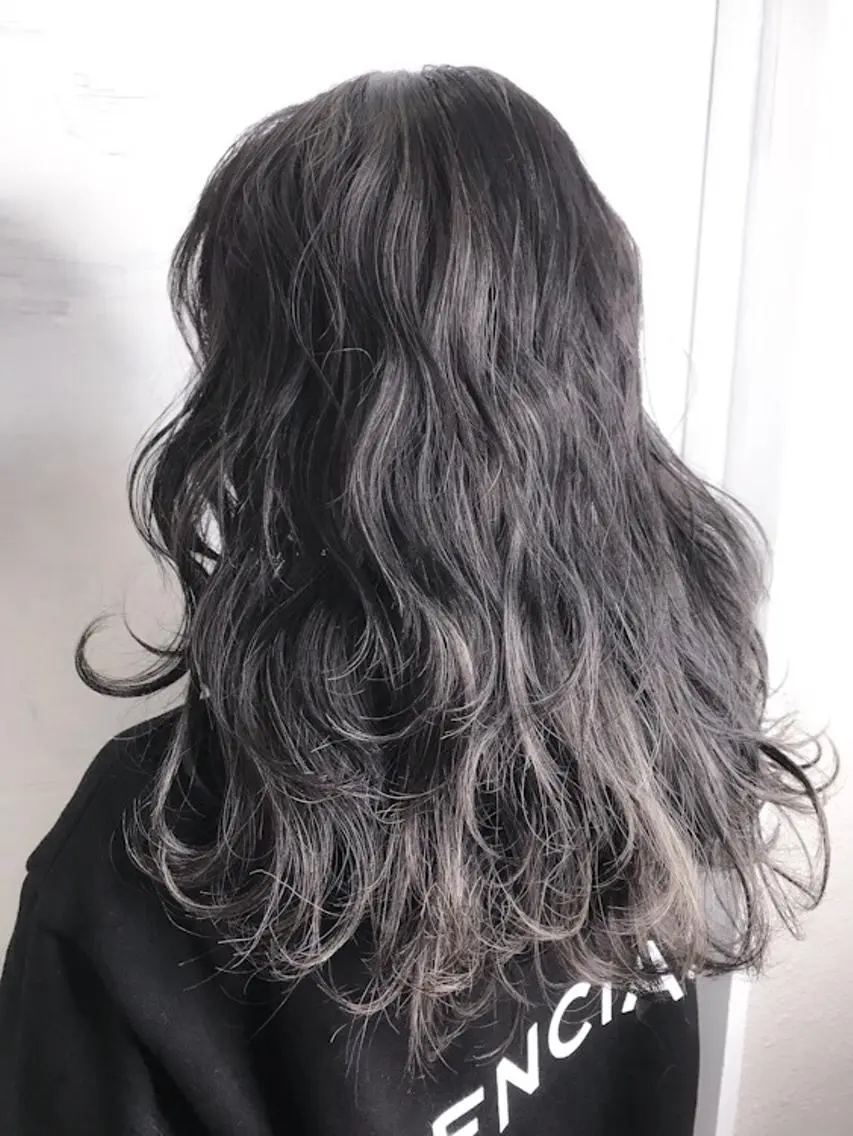 セミロング カラー ハイライトカラー ハイライト ヘアカラー BOXmico. 南堀江　宇都宮のヘアスタイル