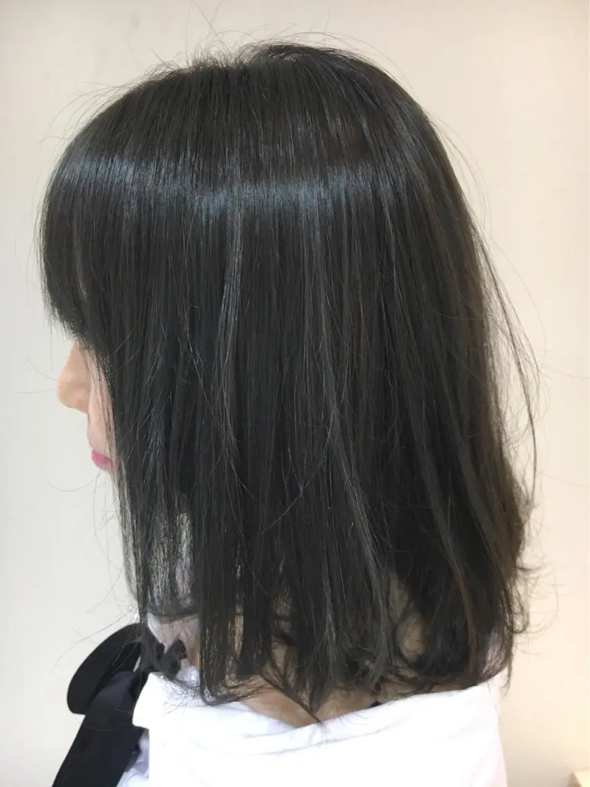 ミディアム カラー アディクシーカラー 黒髪 ネイビーカラー 永井 大希のヘアスタイル