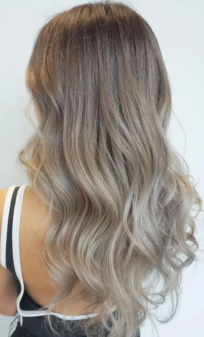 ロング カラー パーマ ヘアアレンジ Device ディバイスのヘアスタイル