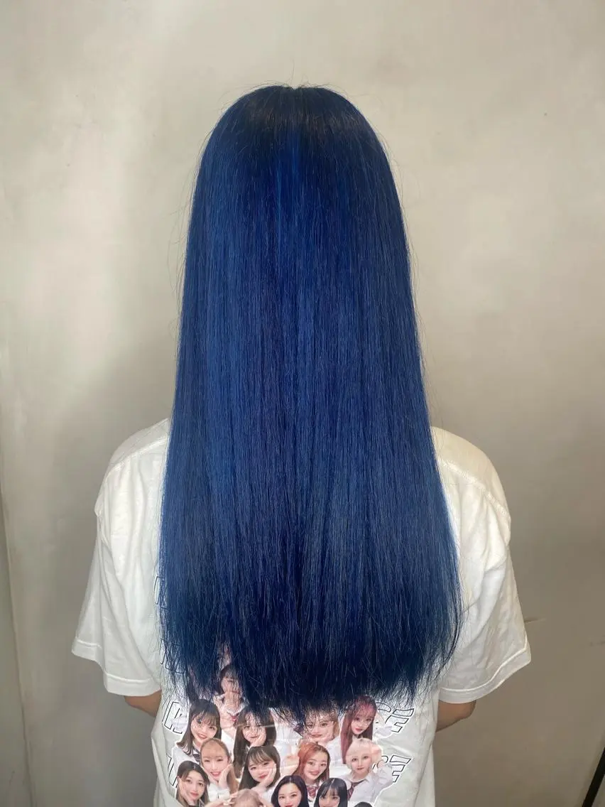 ロング カラー ブルーカラー ヘアカラー トリートメント 🦋店長🦋 ほんさわ みずきのヘアスタイル