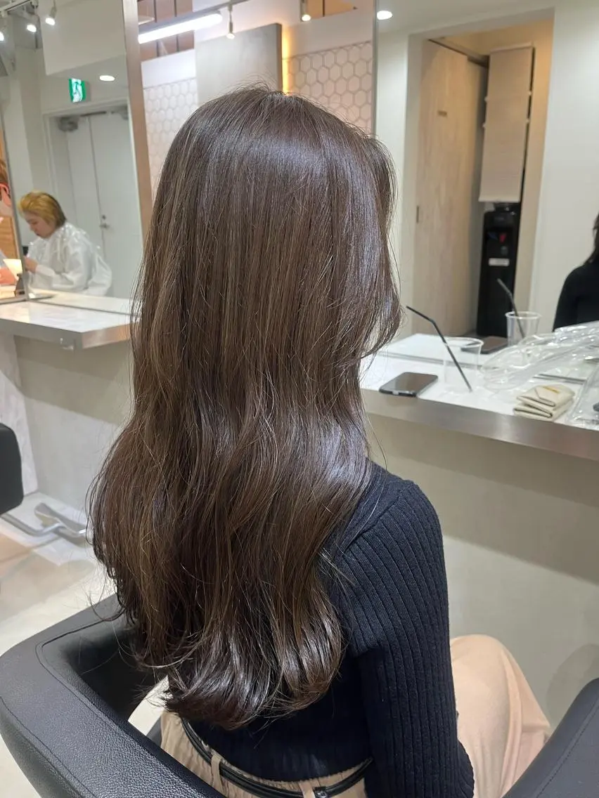 ロング Viot 銀座 樋口 桃佳のヘアスタイル