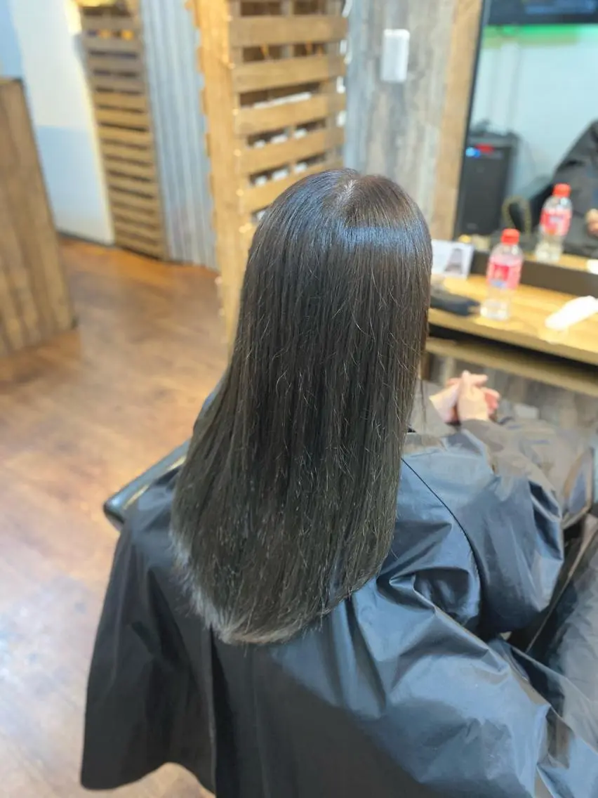 ロング カラー イルミナカラー Luzir⭐︎ GEN⭐︎のヘアスタイル