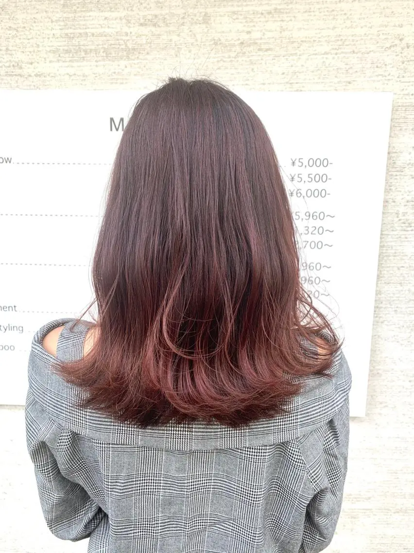 ミディアム 斉藤大河 カラー/縮毛矯正のヘアスタイル
