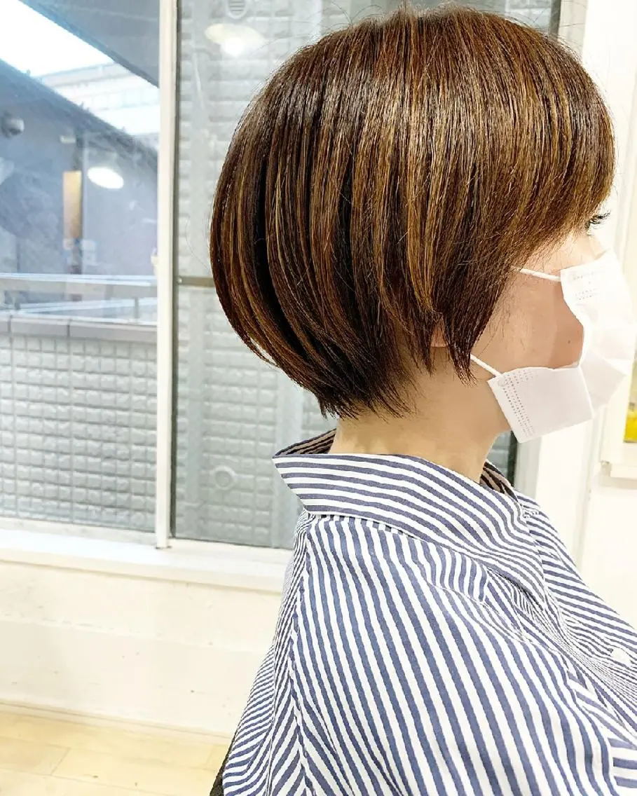 ショート カラー カット トリートメント AnFye une qatllのヘアスタイル