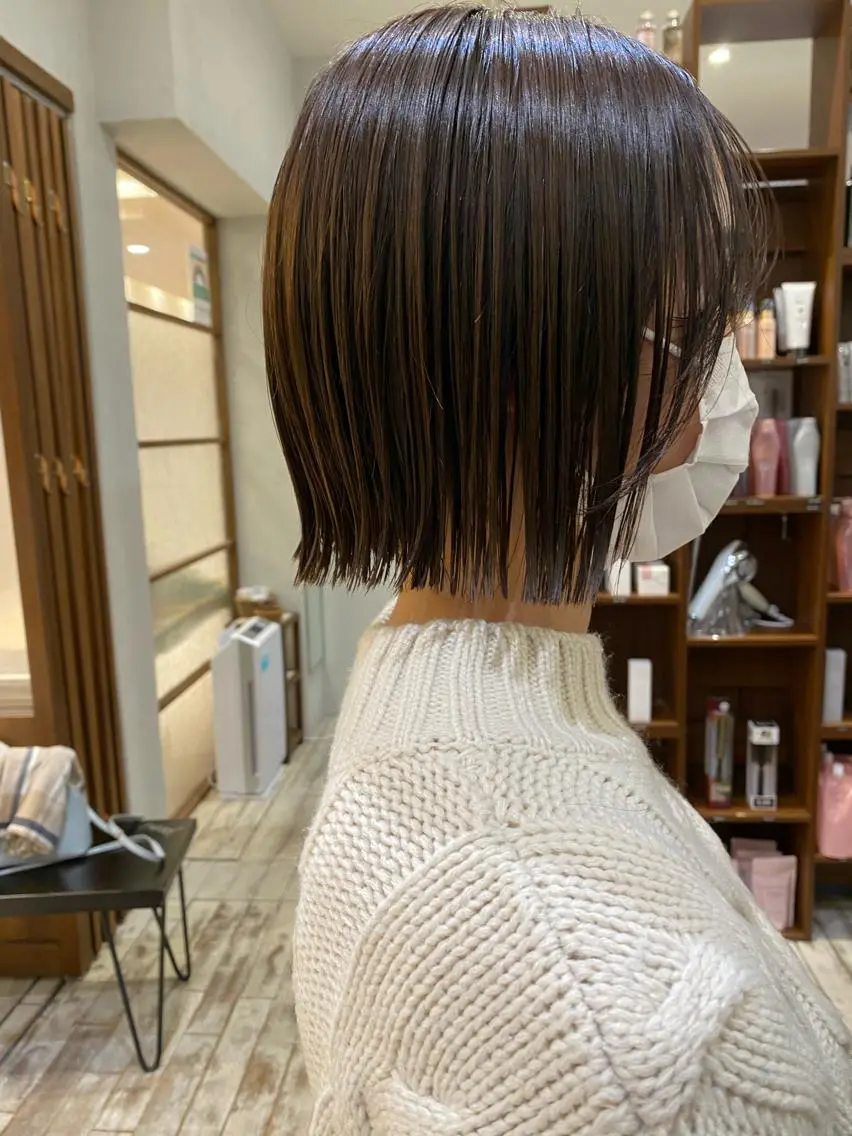 ショート 切りっぱなしボブ ボブ 栗原 瑞稀のヘアスタイル