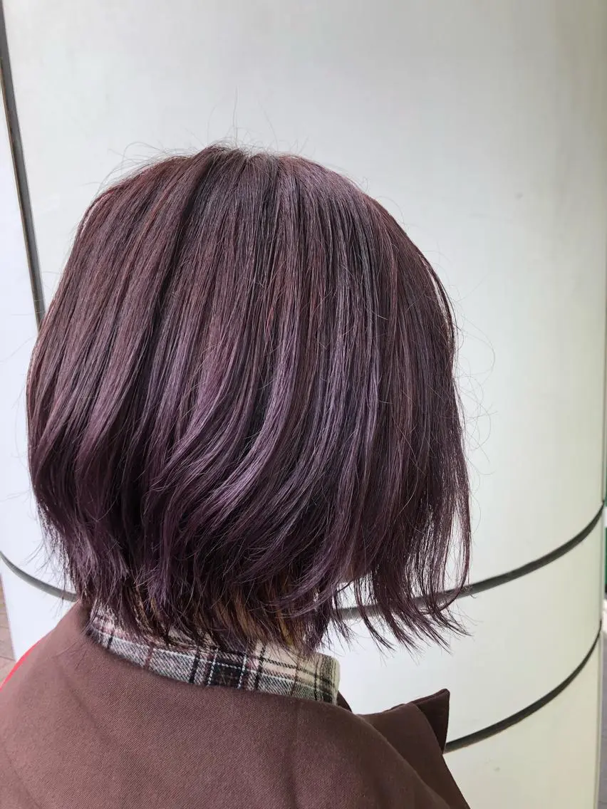 ショート パープルカラー カット ヘアカラー トリートメント 菊池 幹のヘアスタイル