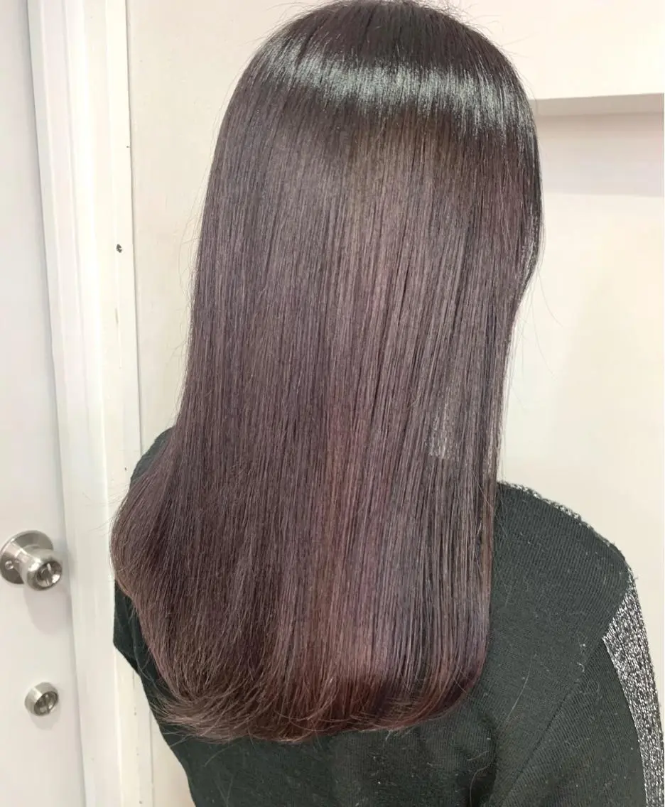 カラー レイヤーカット、 大人可愛い　中村美羅のヘアスタイル